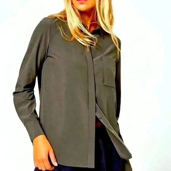 MODERN AMBITION Tops - Modern Ambition  - Esteem Relaxed Dress Shirt - Size Medium